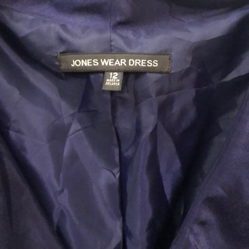 Dress - Picture 4 of 4